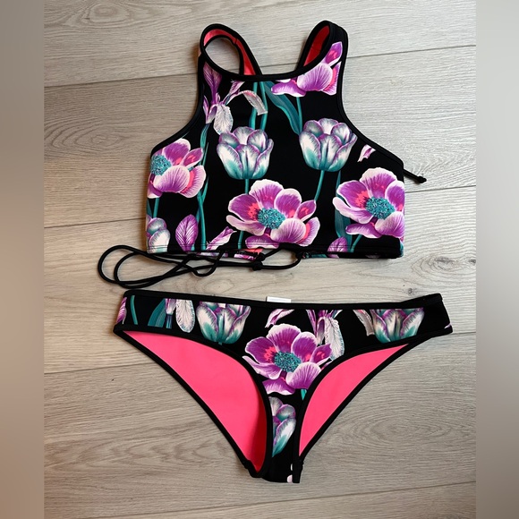 Body Glove Bikini - Picture 1 of 5